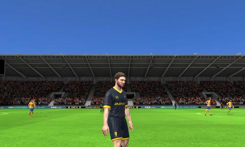 《FIFA15》游戏新手玩家实用操作指南（掌握游戏技巧）
