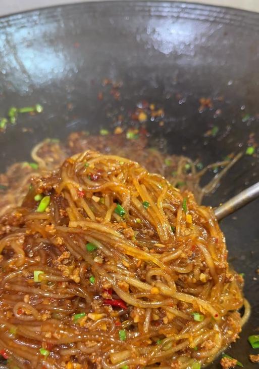 三国杀蚂蚁上树食谱制作方法是什么？需要哪些材料？